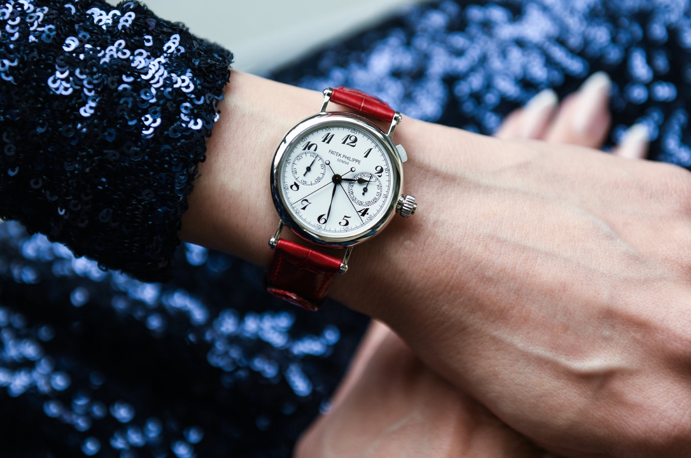Why should a woman wear a mechanical watch